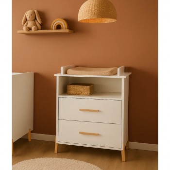 Commode à langer sur pieds...
